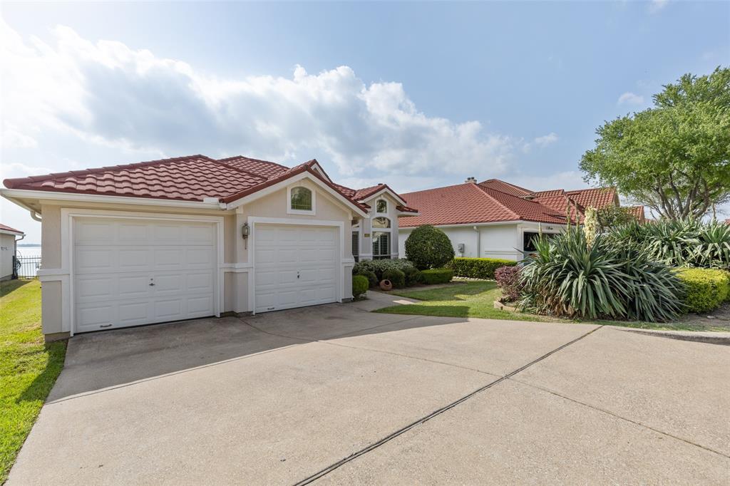2046 Pontchartrain Drive