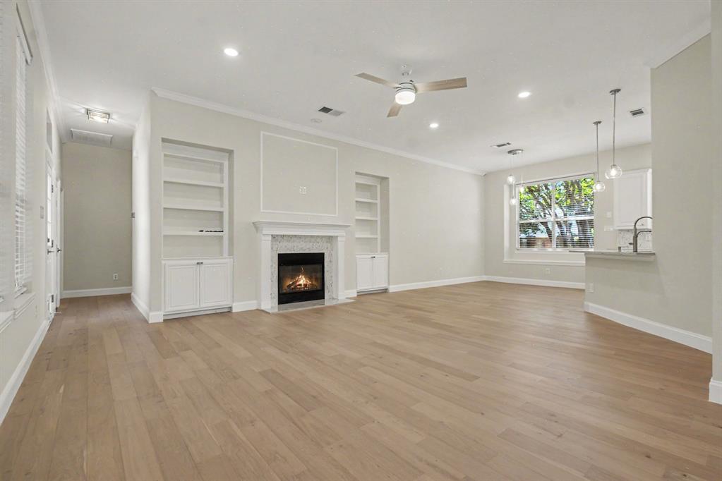 7800 Hamburg Court
