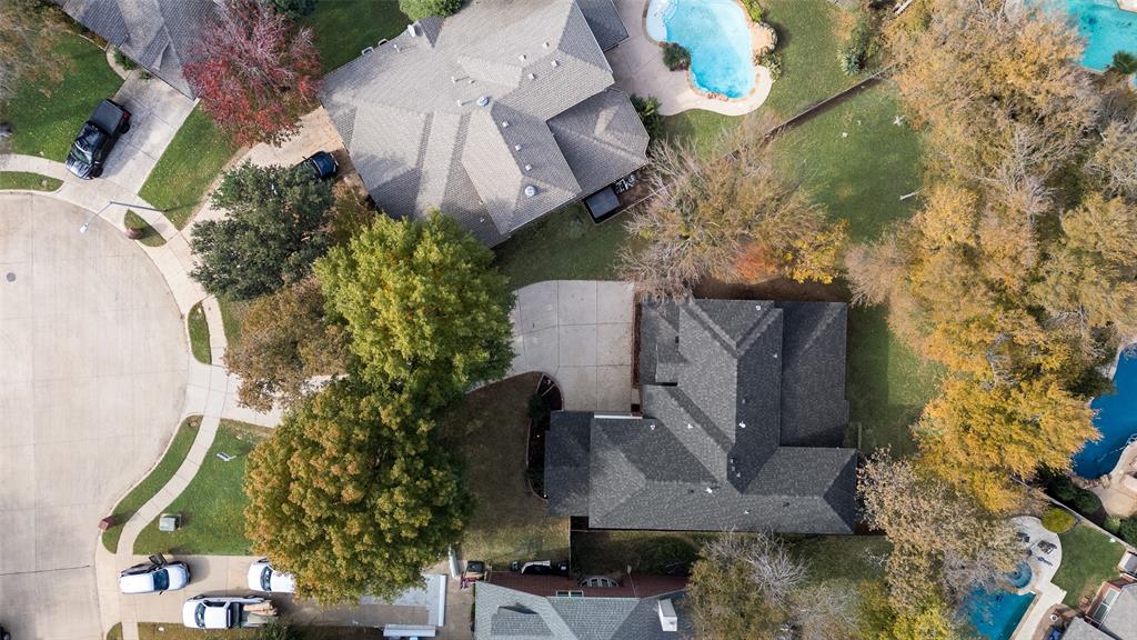 2418 Bent Trail