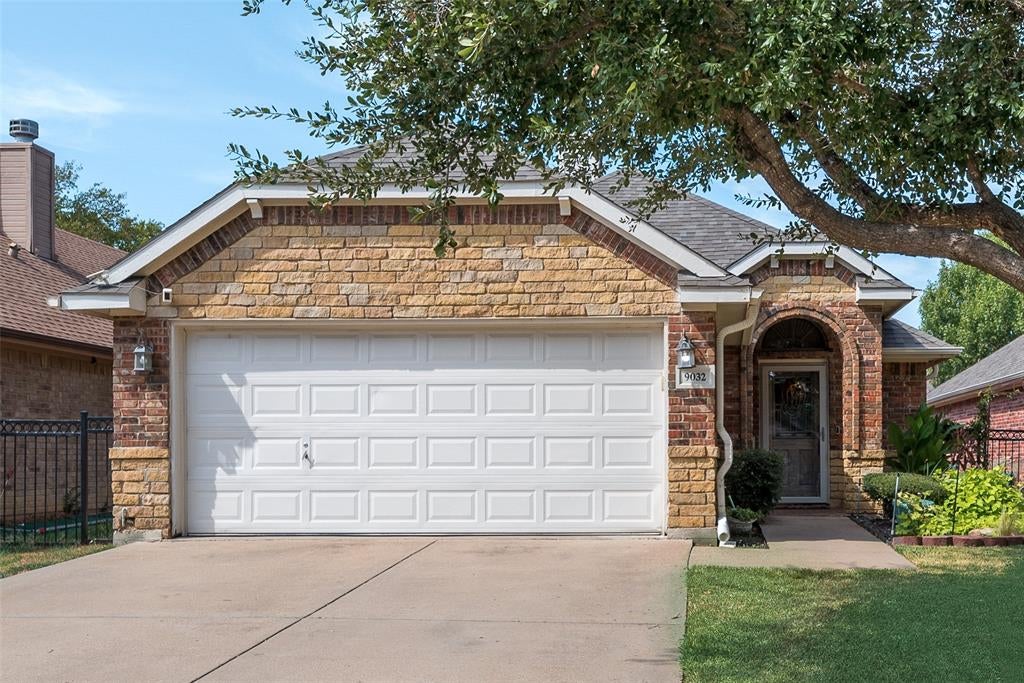 9032 Racquet Club Drive