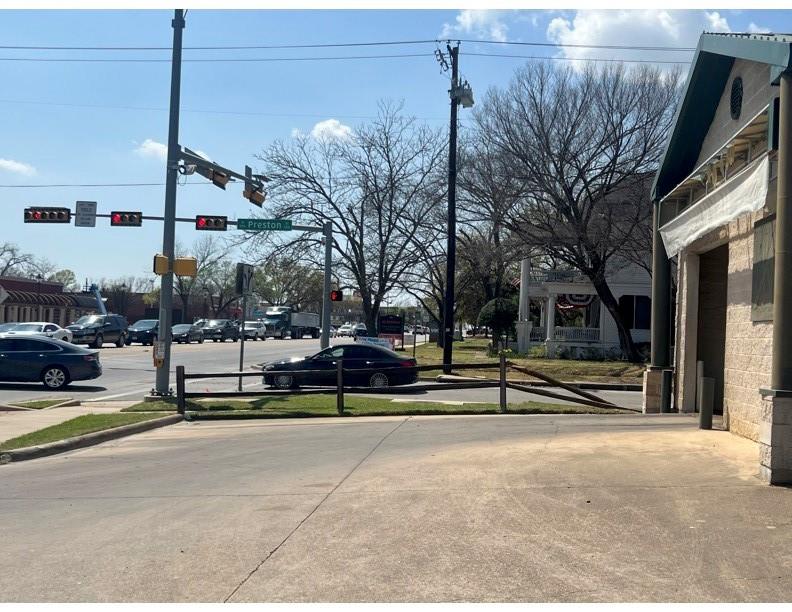 O T Ennis - Commercial Lease