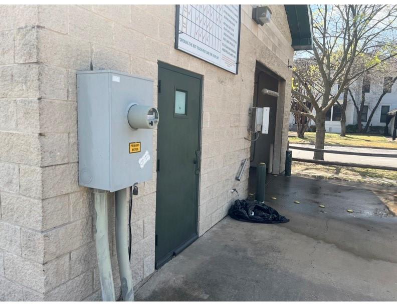 O T Ennis - Commercial Lease