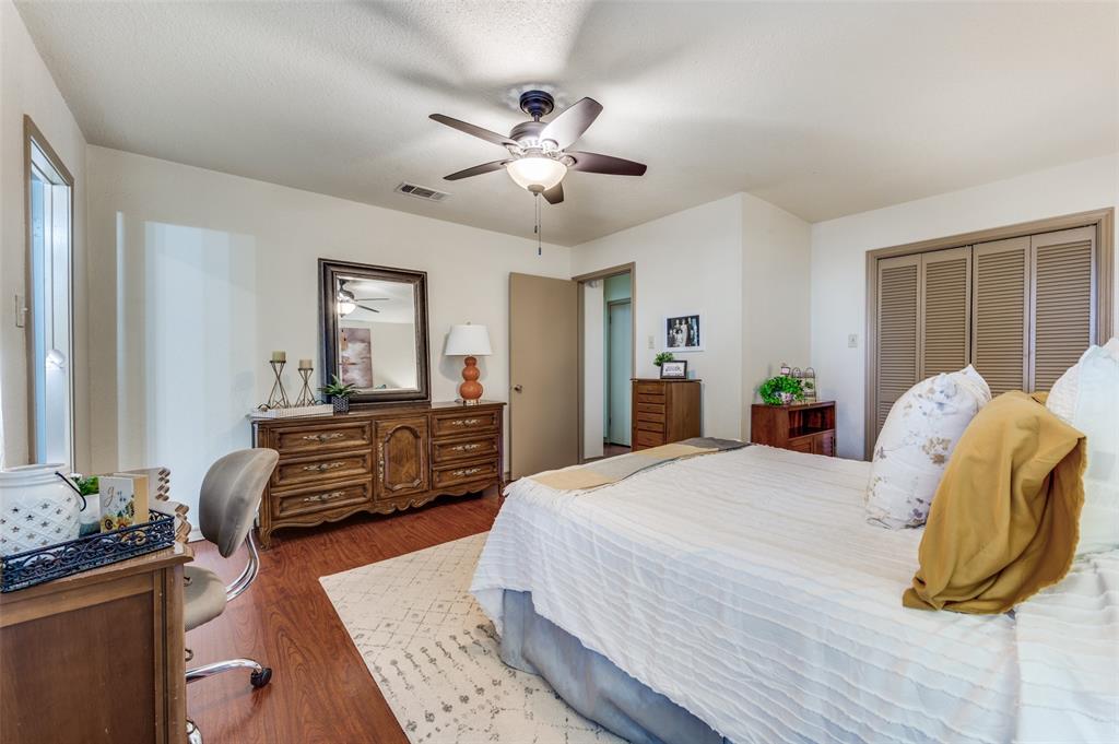 Cloisters Condo The - Residential