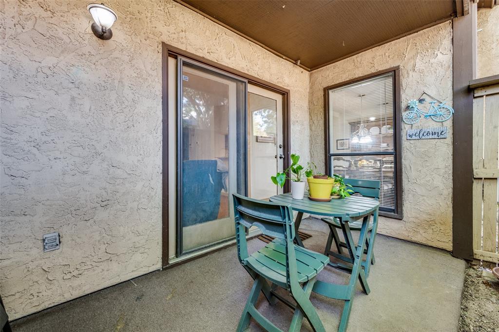 Cloisters Condo The - Residential