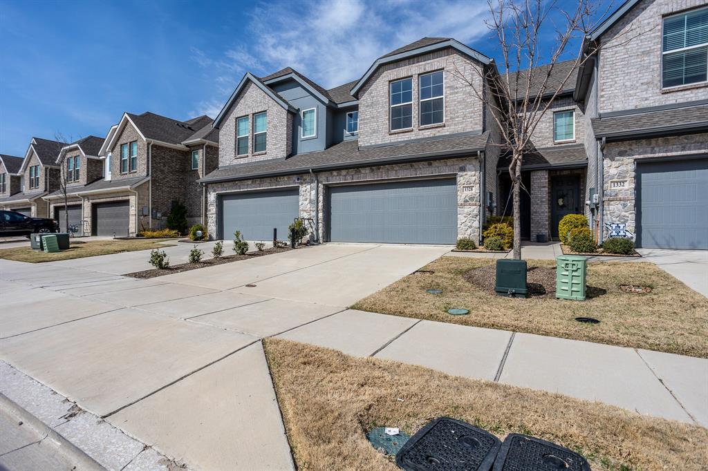 1328 Hill Country Place