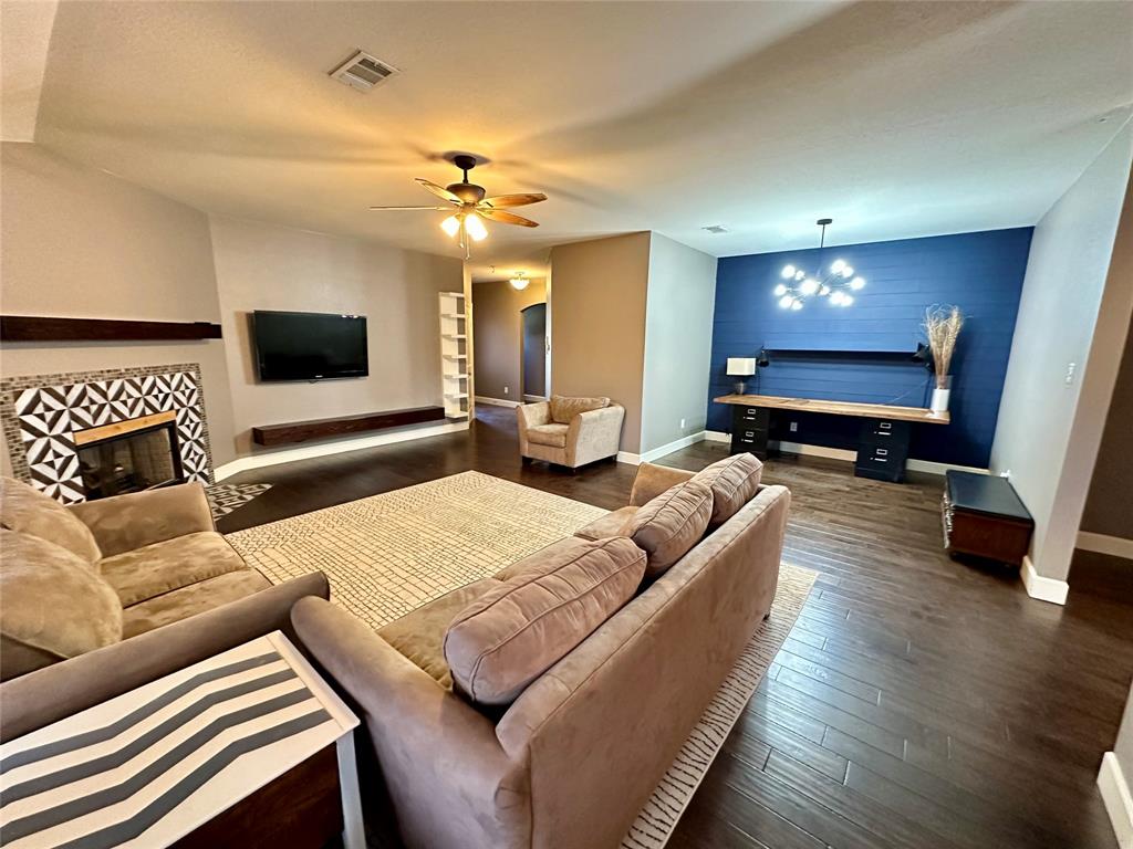 Lexington Park Ph 2 - Residential Lease