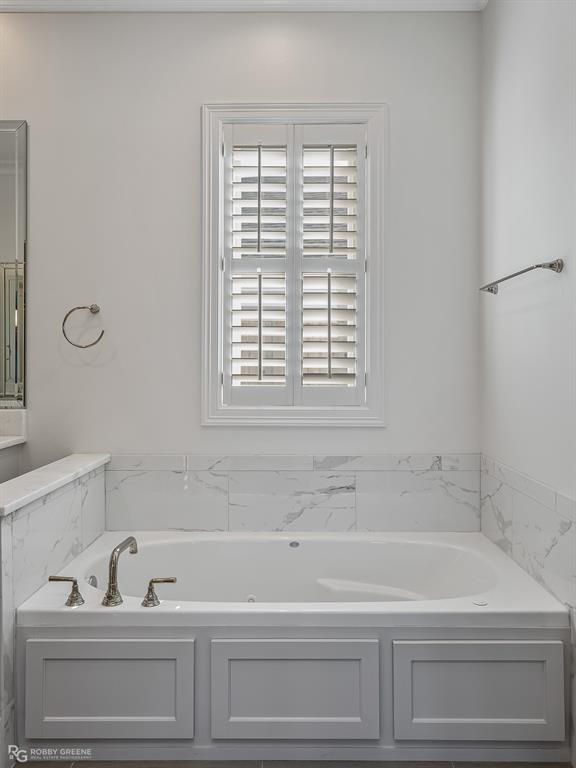 PROVENANCE - Residential