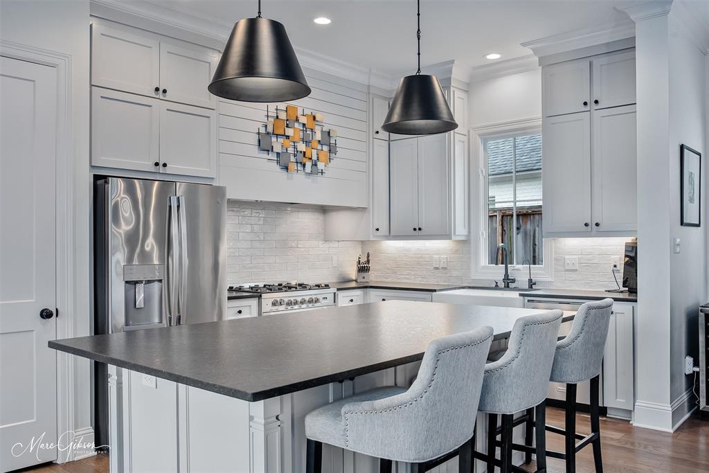 PROVENANCE - Residential