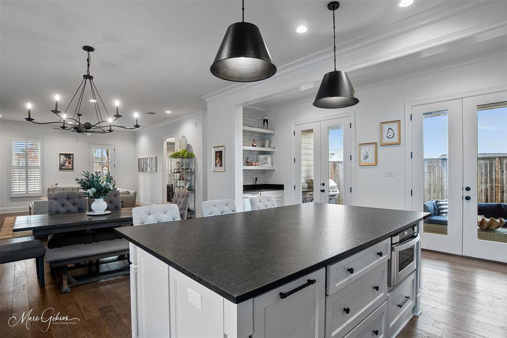 PROVENANCE - Residential