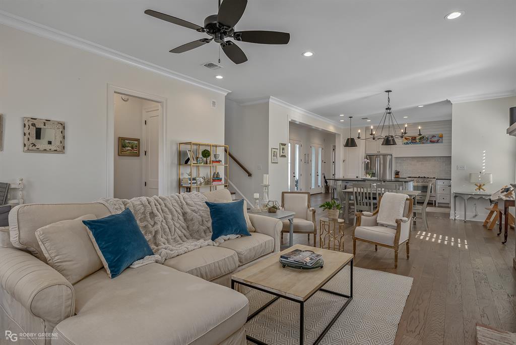 2030 Woodberry Avenue