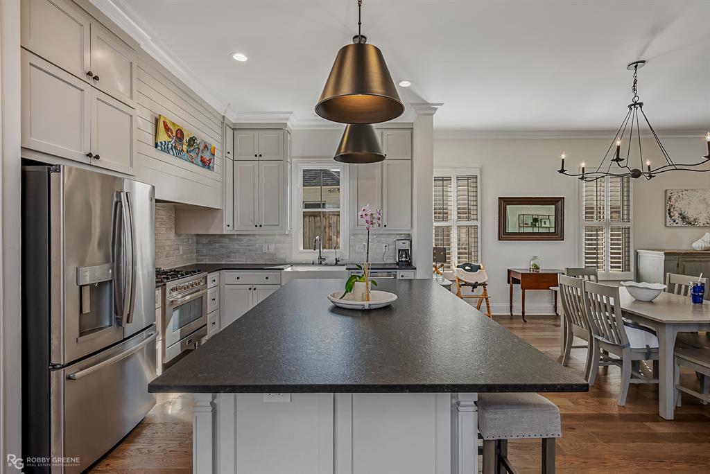 PROVENANCE - Residential