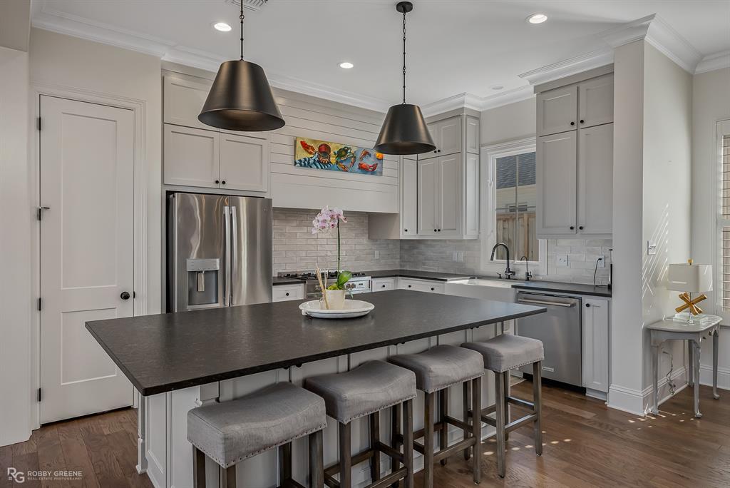 PROVENANCE - Residential