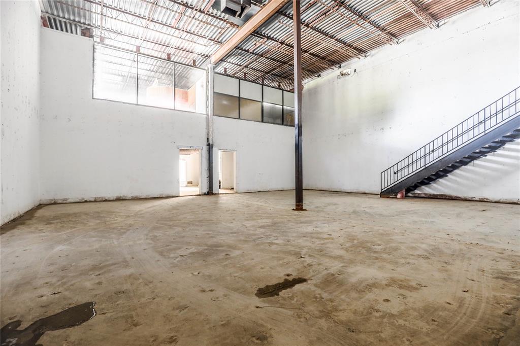 Red Bird - Commercial Sale