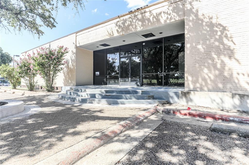 Red Bird - Commercial Sale