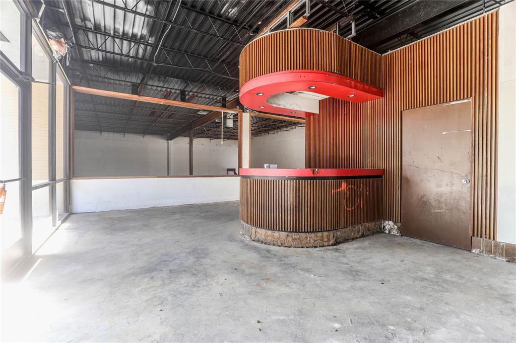 Red Bird - Commercial Sale