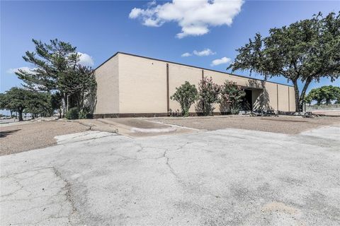 7471 Marvin D Love Dallas TX 75237