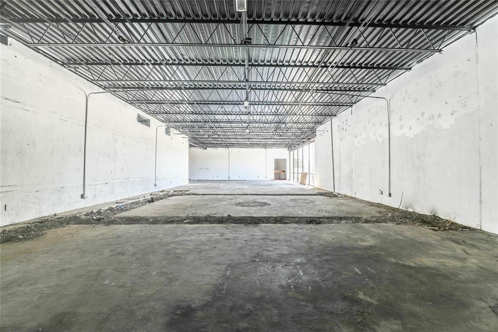 Red Bird - Commercial Sale