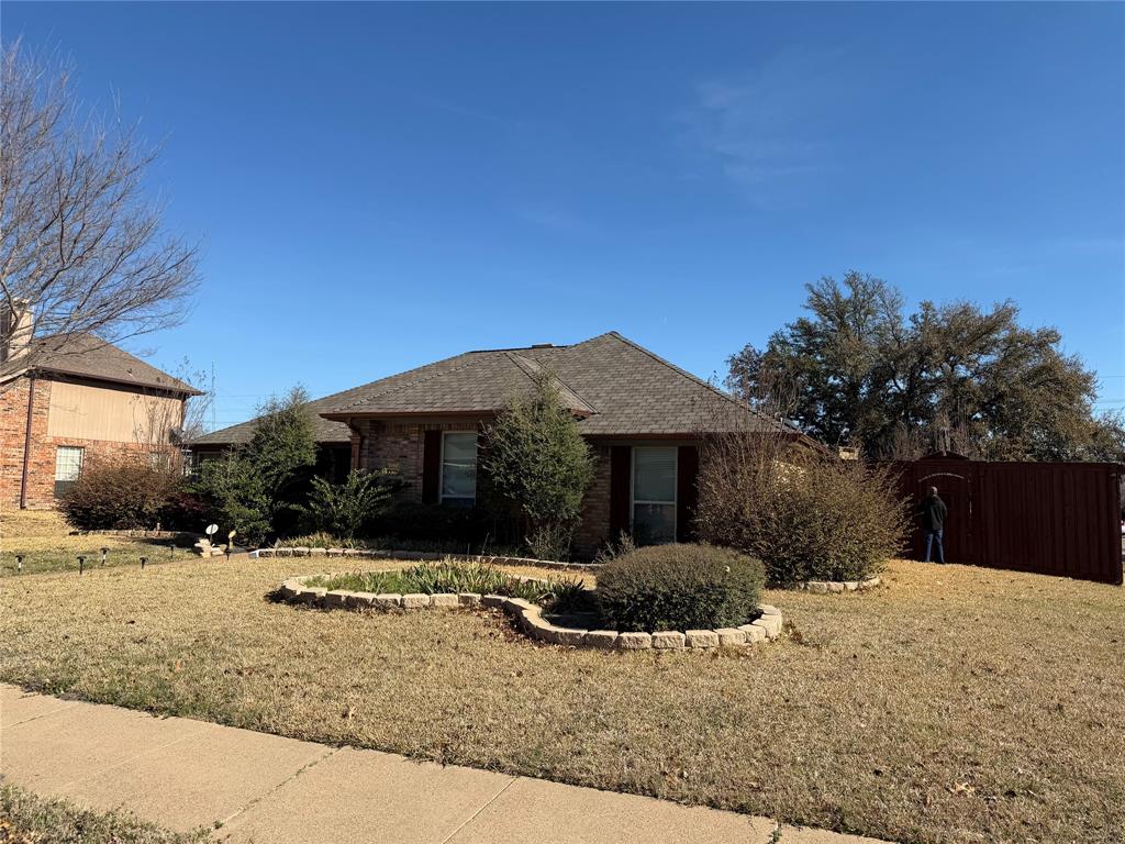 2702 Grasmere Street