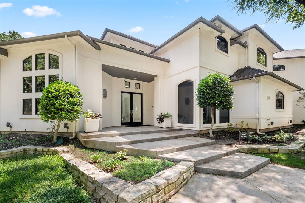 1402 Thetford Court