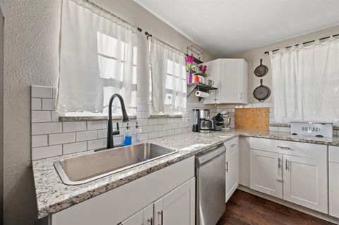 Tiny photo for 528 Elm Street, Paradise, TX 76073 (MLS # 21088555)