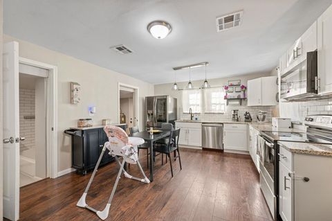 Tiny photo for 528 Elm Street, Paradise, TX 76073 (MLS # 21088555)