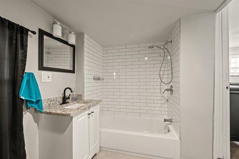 Tiny photo for 528 Elm Street, Paradise, TX 76073 (MLS # 21088555)