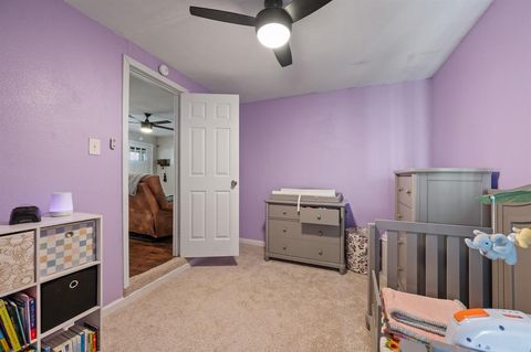 Tiny photo for 528 Elm Street, Paradise, TX 76073 (MLS # 21088555)