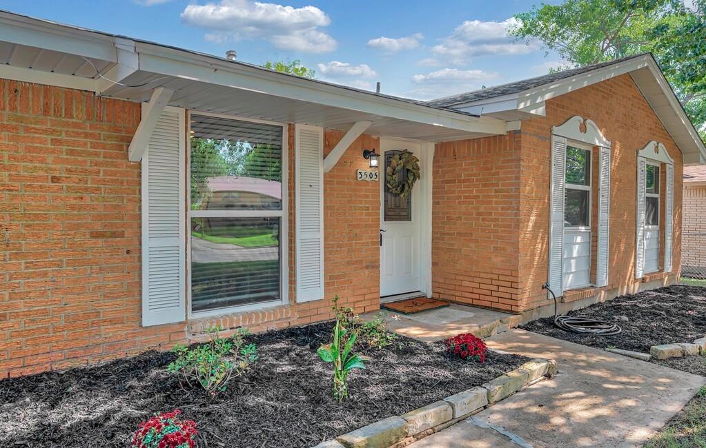 3505 Ferndale Drive