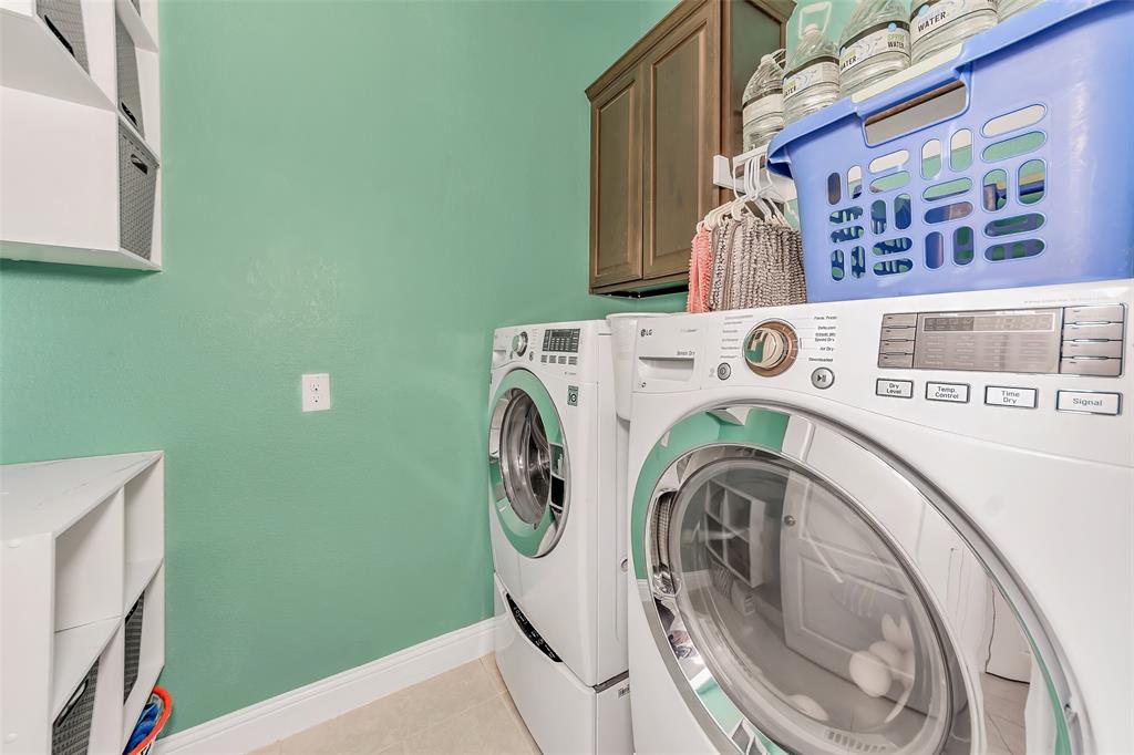 Live Oak Crk - Residential