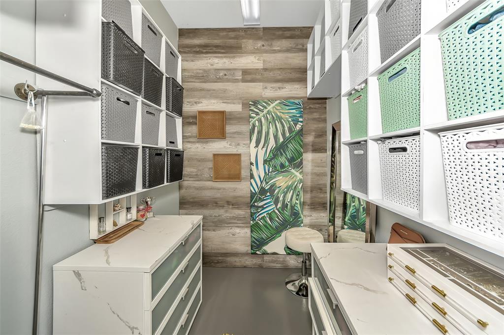 Live Oak Crk - Residential