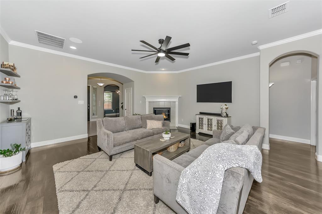 Live Oak Crk - Residential