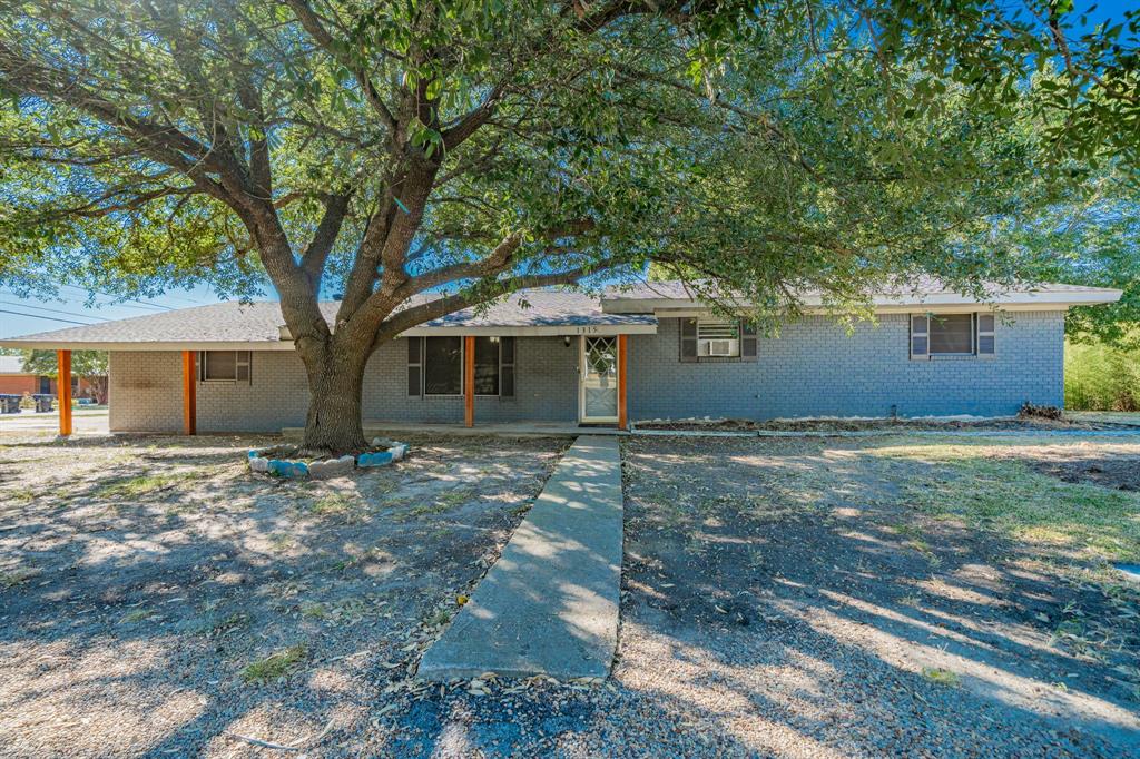 1315 Gateway Drive