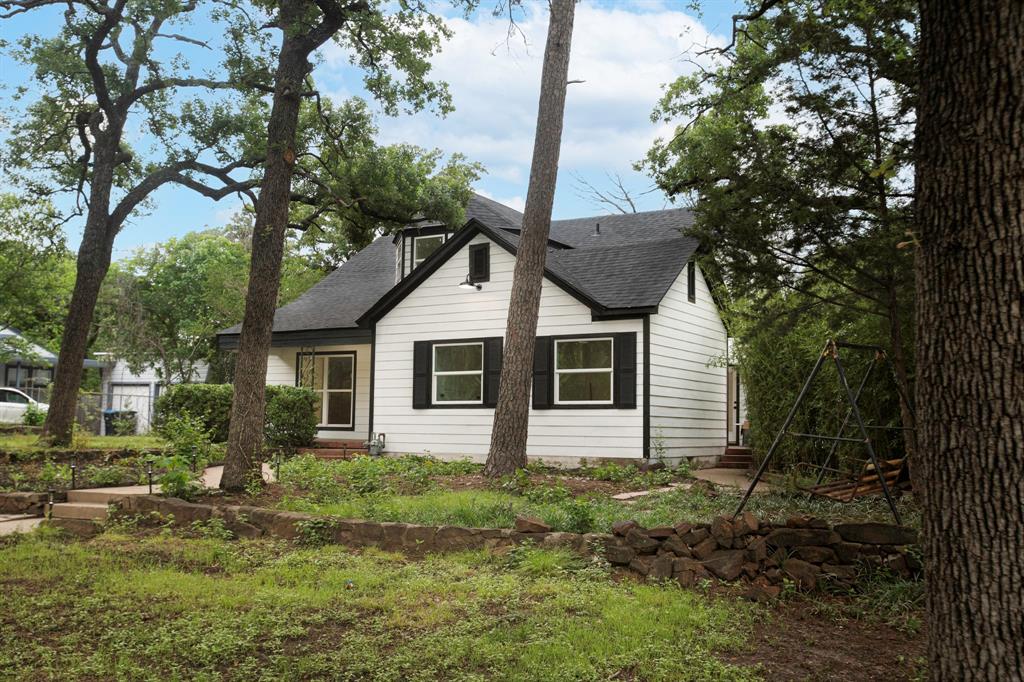 4761 Meadowbrook Drive