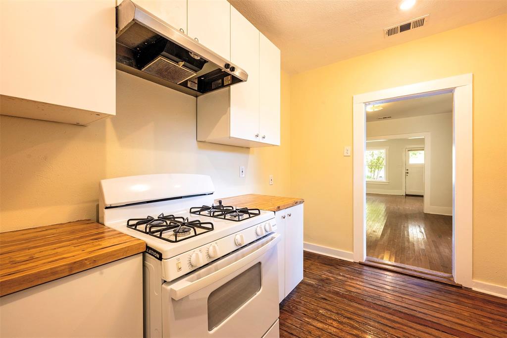 Lawn Place Add - Residential