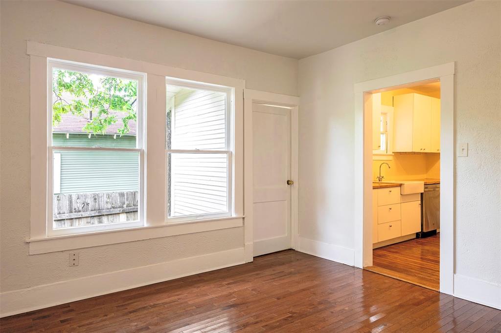 Lawn Place Add - Residential