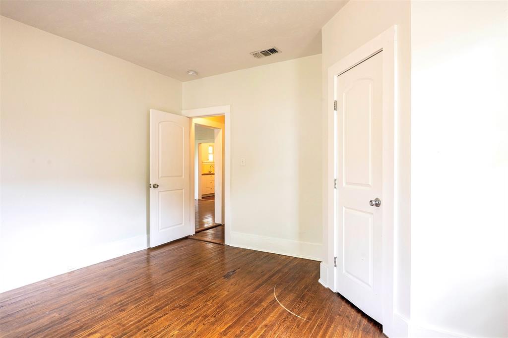 Lawn Place Add - Residential