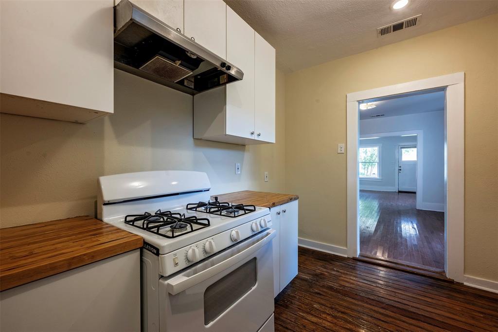 Lawn Place Add - Residential