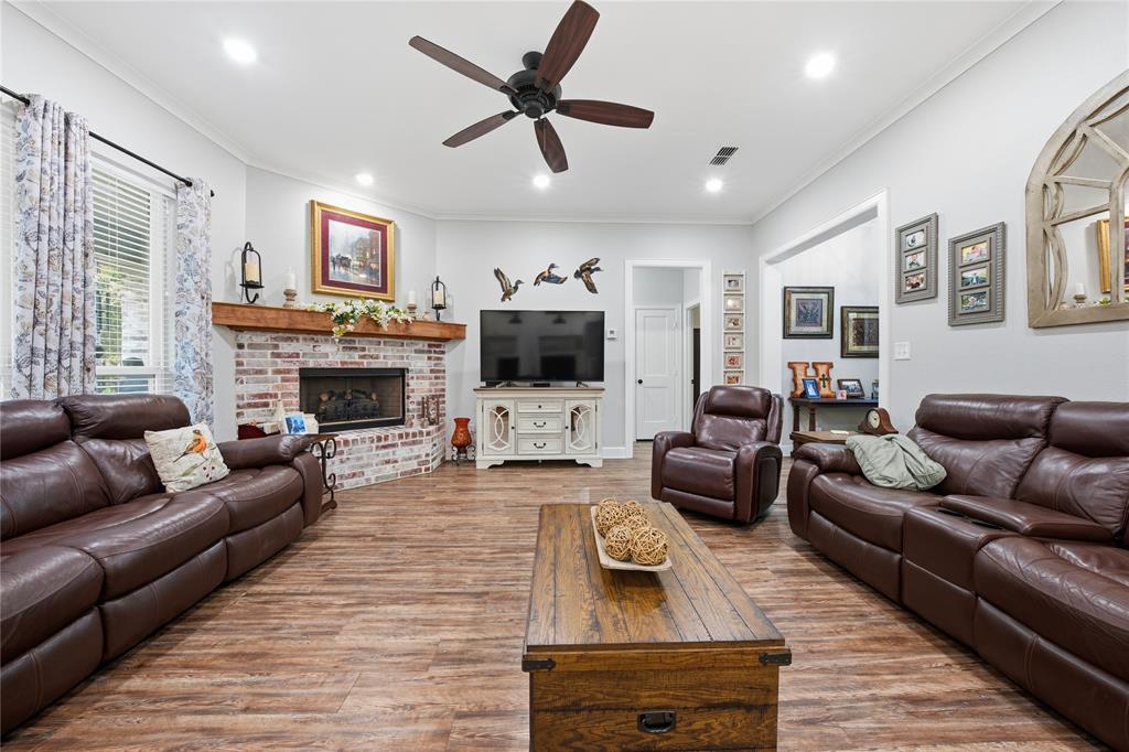 Oakwood Add Un I - Residential