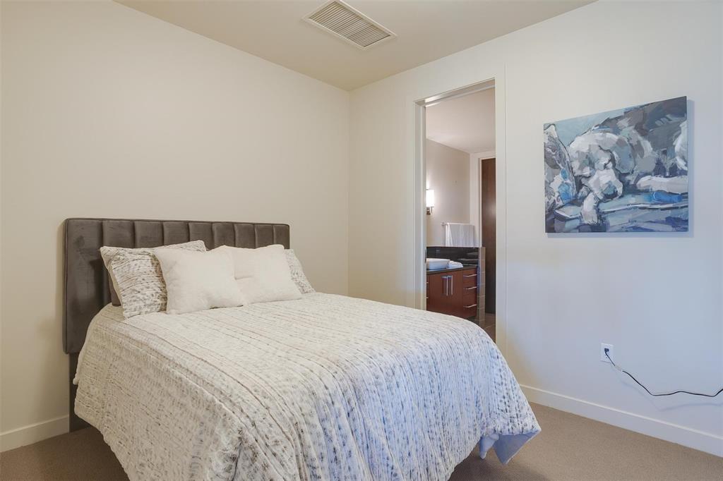 One Montgomery Plaza Residence Condo - Residential Lease