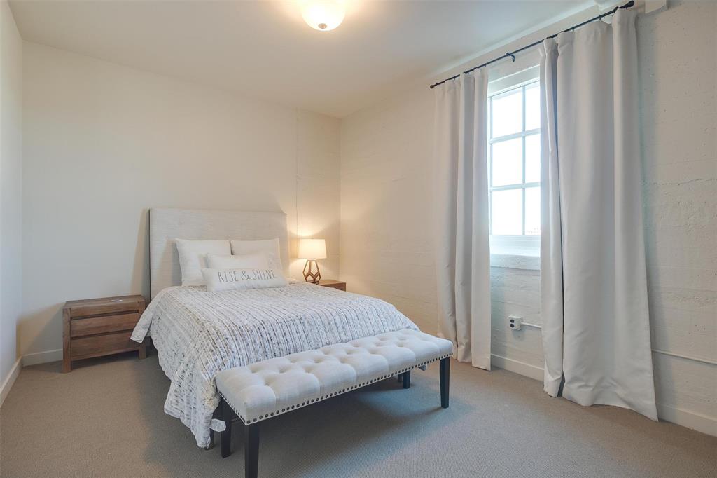 One Montgomery Plaza Residence Condo - Residential Lease