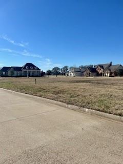 1221 Southern Oaks Court