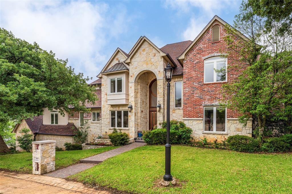 2639 Hemingway Court