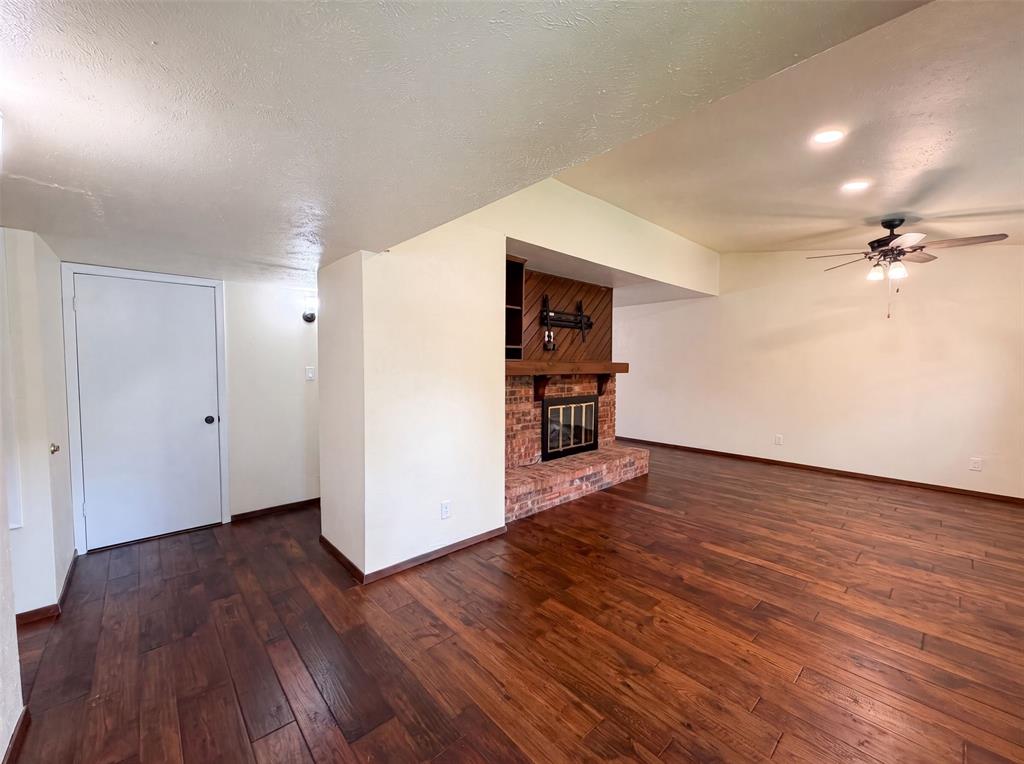 530 Shadowcrest Lane