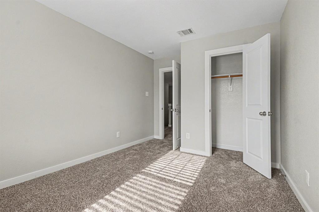 Parkway Village 02 - Residential