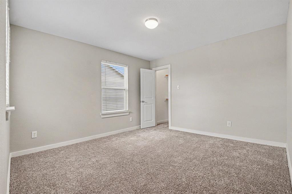 Parkway Village 02 - Residential