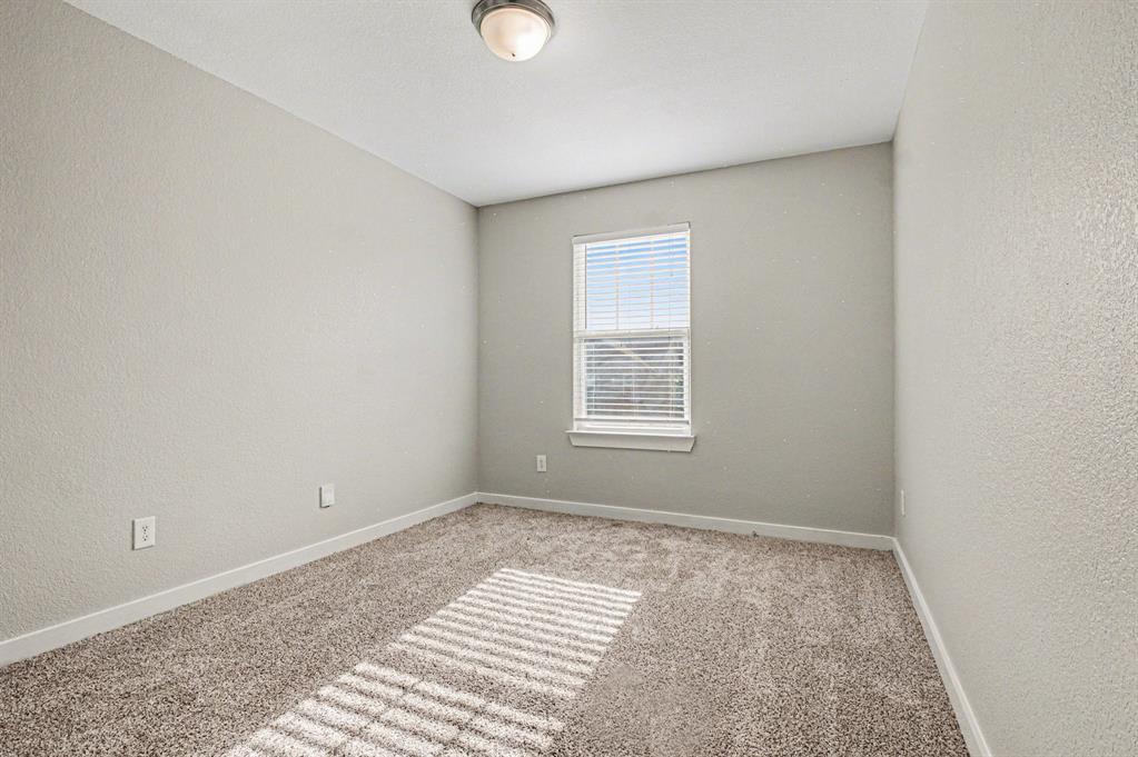 Parkway Village 02 - Residential