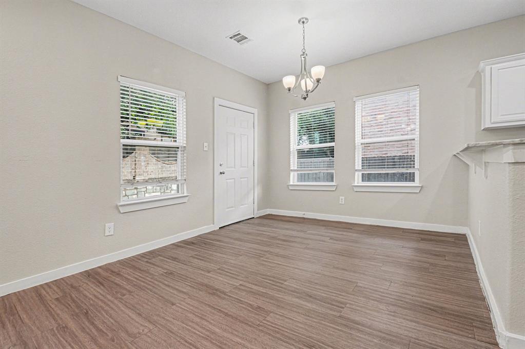 Parkway Village 02 - Residential