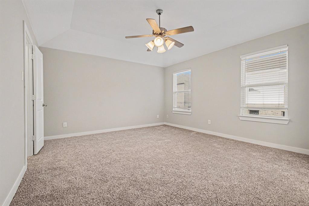 Parkway Village 02 - Residential