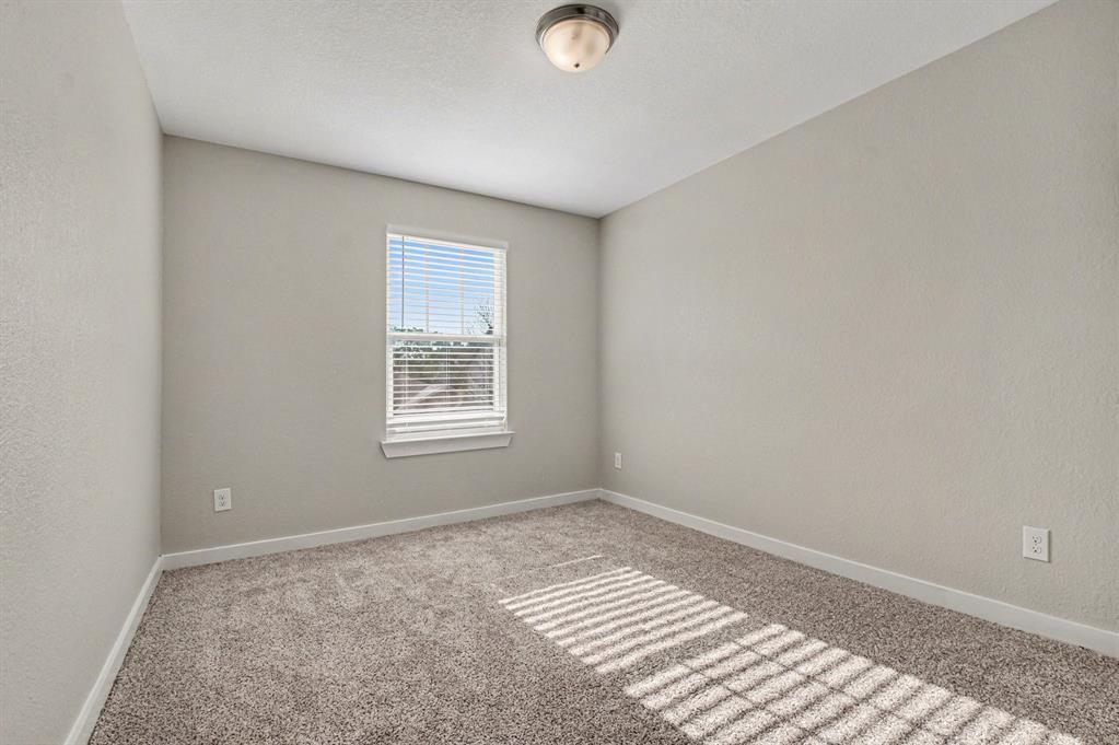 Parkway Village 02 - Residential