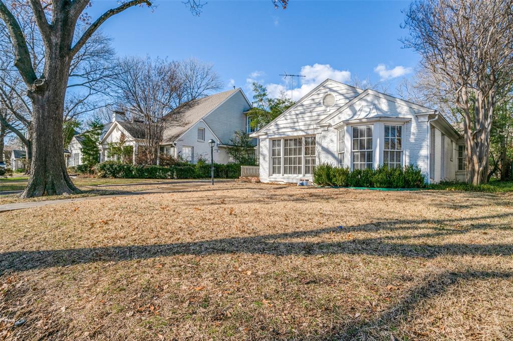 Highland Park High School - Residential